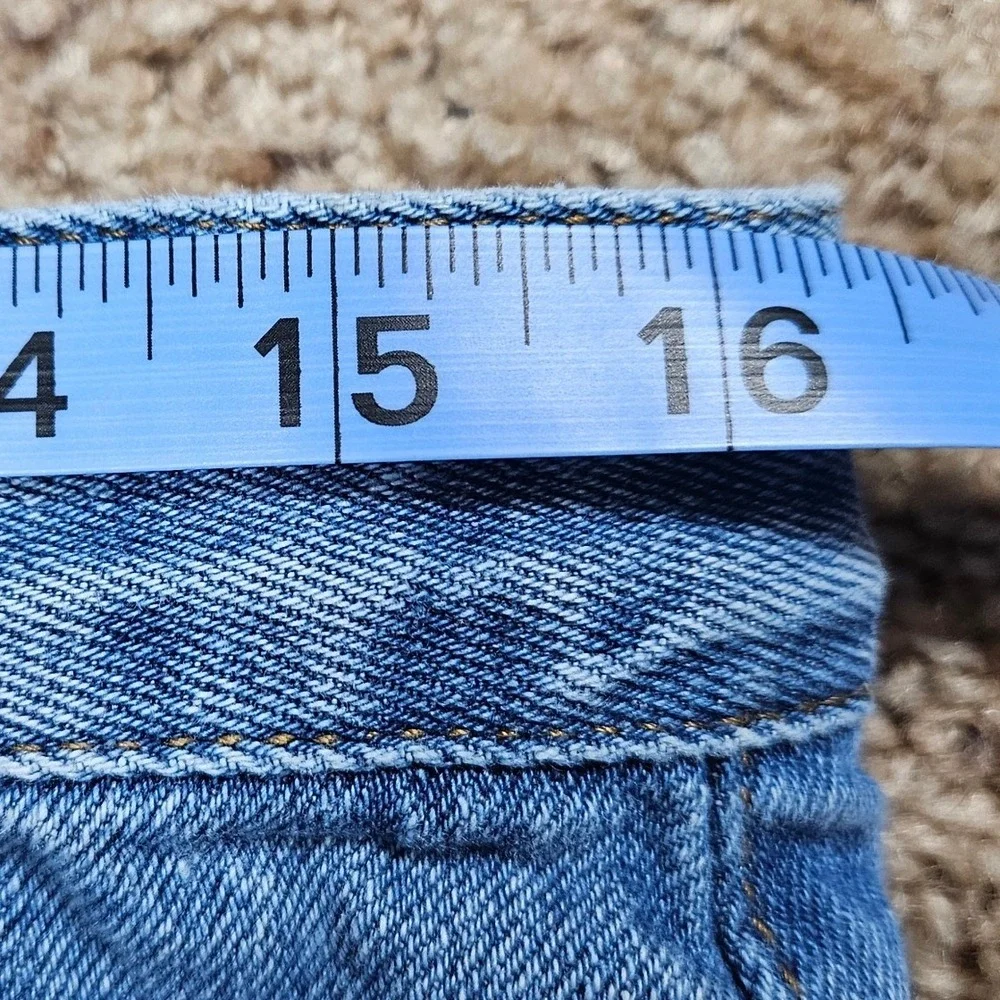 Cotton On Mom Jean Womens 10‎ Light Wash Distressed High Rise Blue Denim Classic